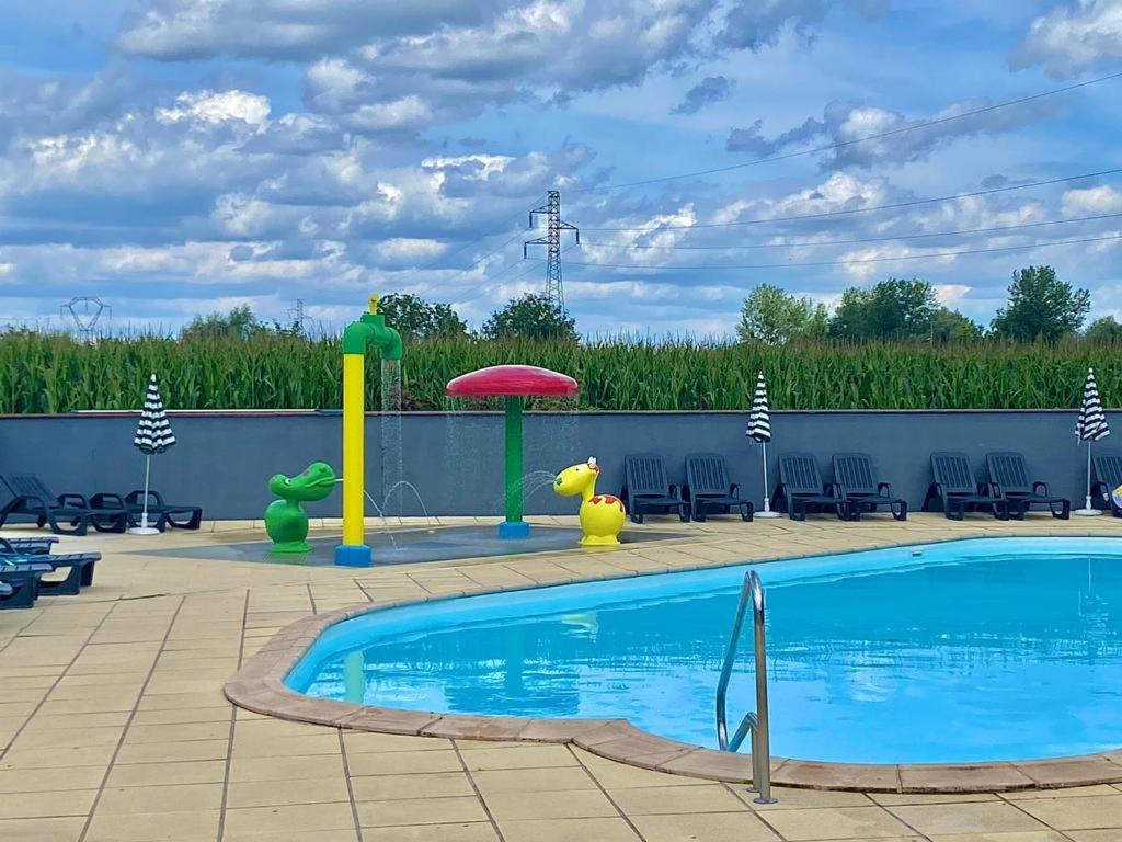 Chalet Smart Paris Mit Terrasse, Europapark, Rulantica 15min *